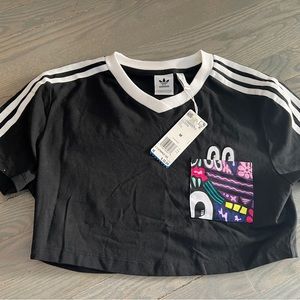 New with tags women's adidas crop top size medium